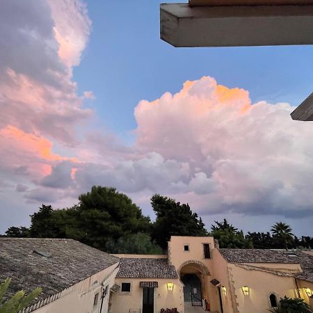Chiusa Di Carlo Agriturismo 아볼라 외부 사진
