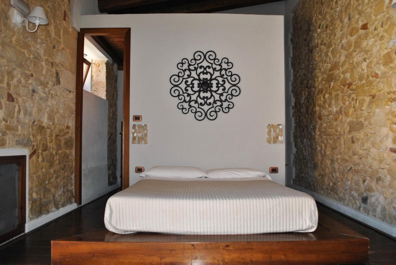 Chiusa Di Carlo Agriturismo 아볼라 외부 사진